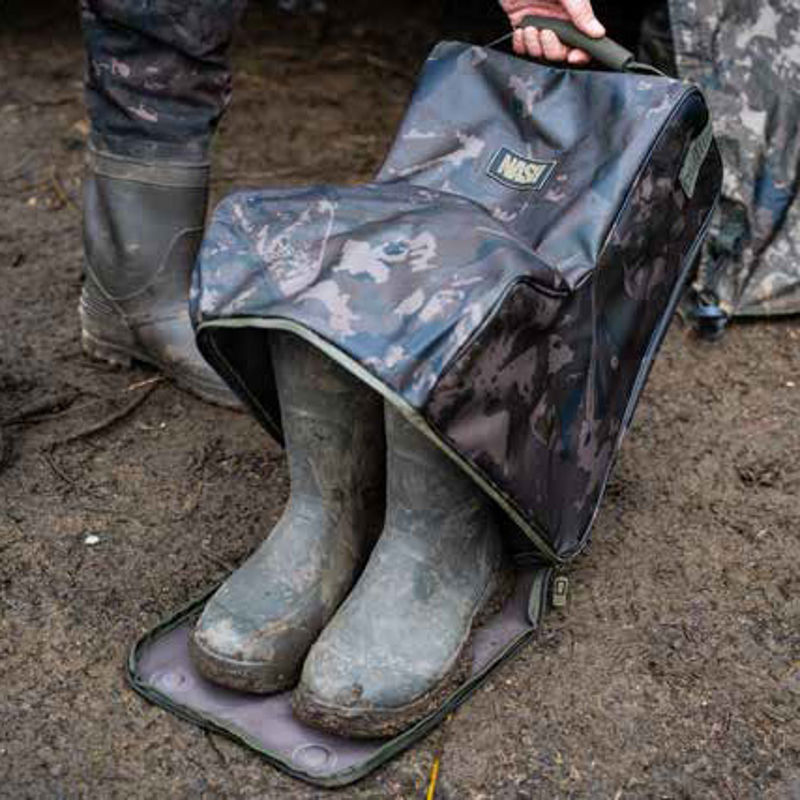 Nash Subterfuge Waterproof Wader & Boot Bag